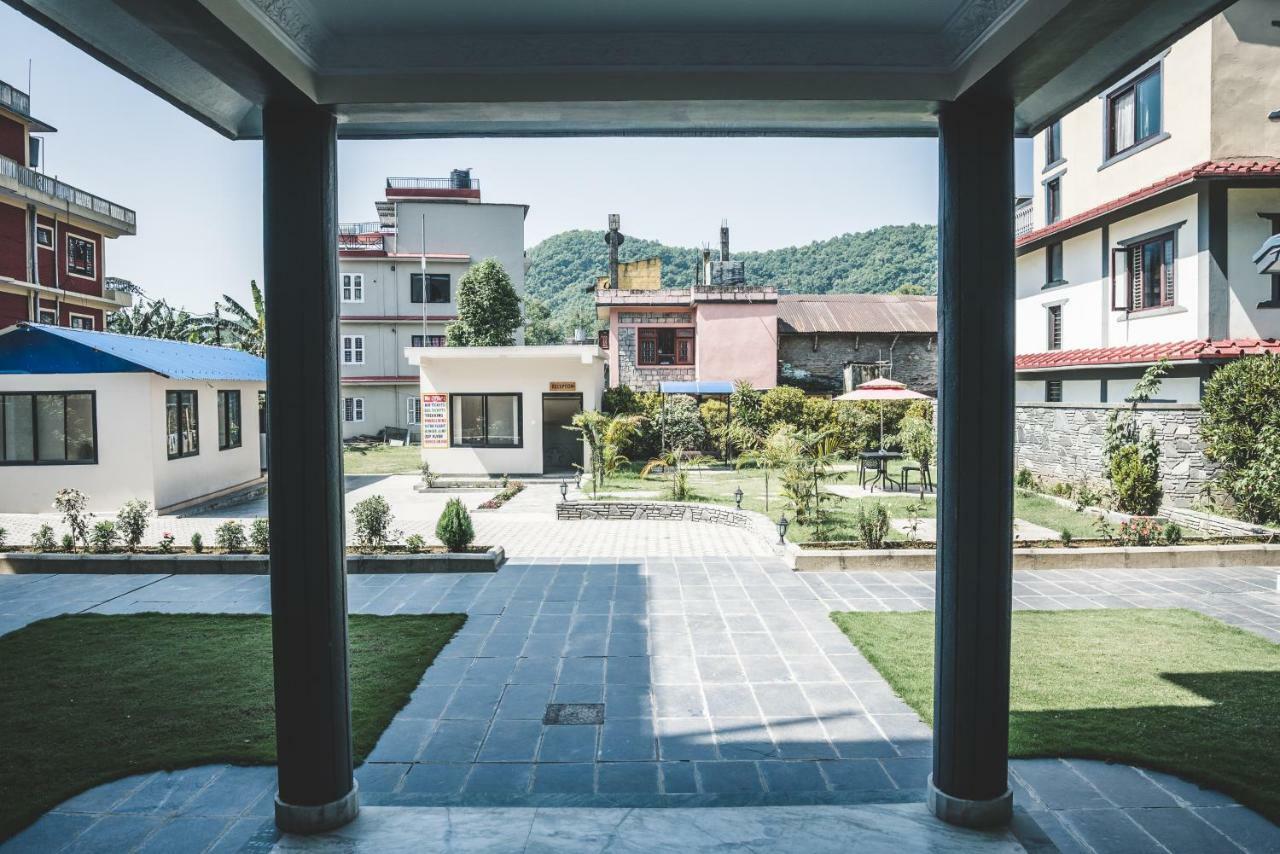 Hotel K2 Pokhara Dış mekan fotoğraf